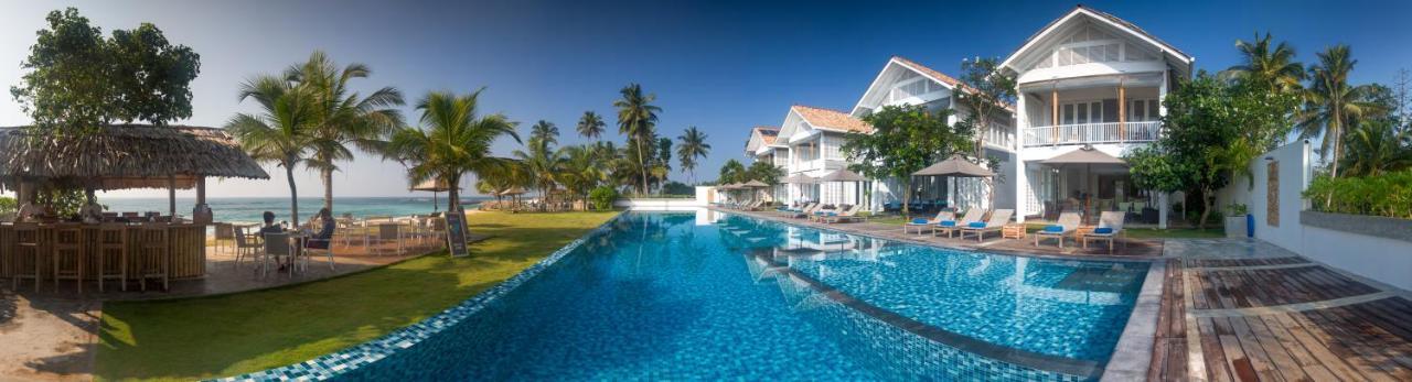 מיריסה Sri Sharavi Beach Villas & Spa - With 43 Metre Saltwater Infinity Pool מראה חיצוני תמונה