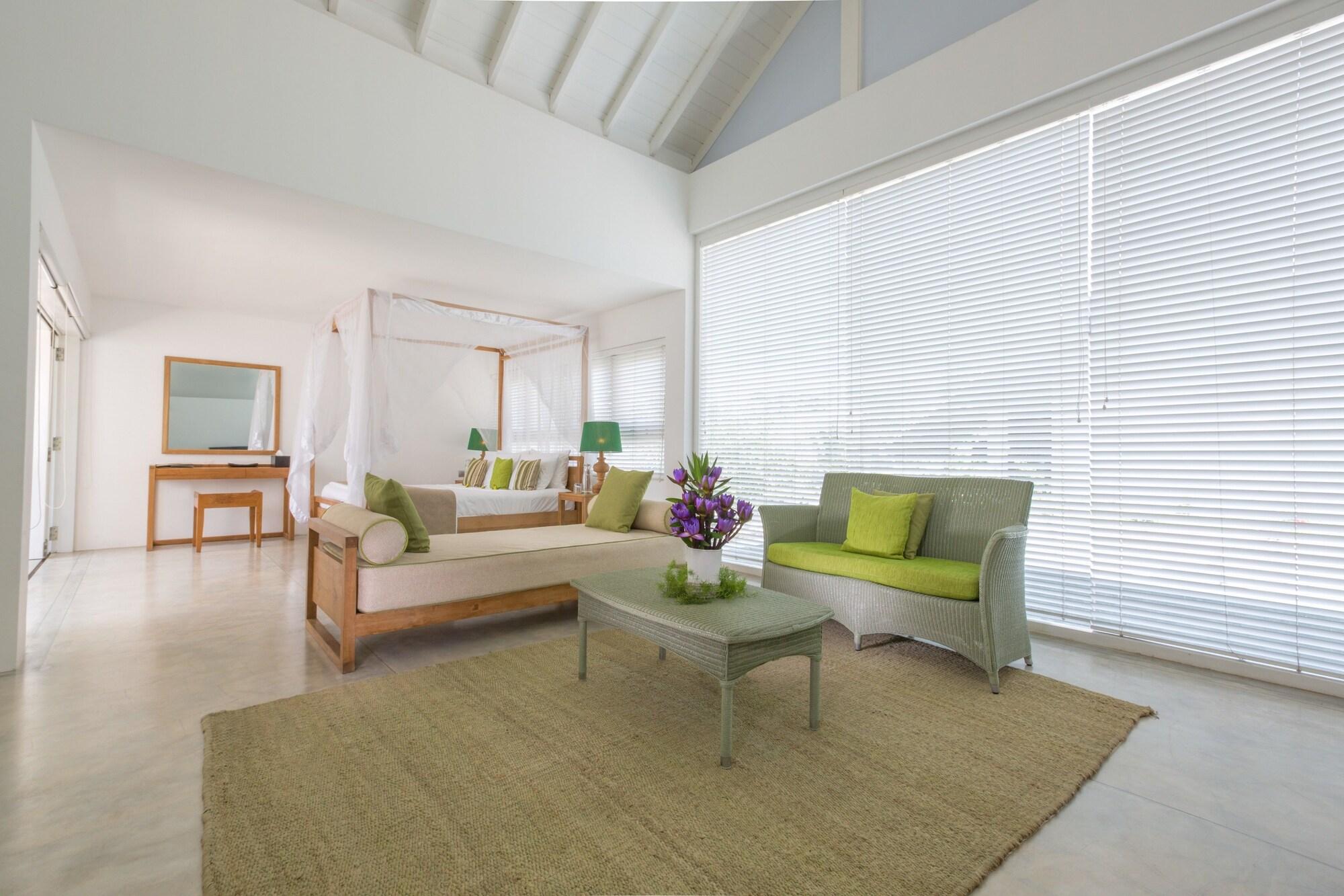 מיריסה Sri Sharavi Beach Villas & Spa - With 43 Metre Saltwater Infinity Pool מראה חיצוני תמונה