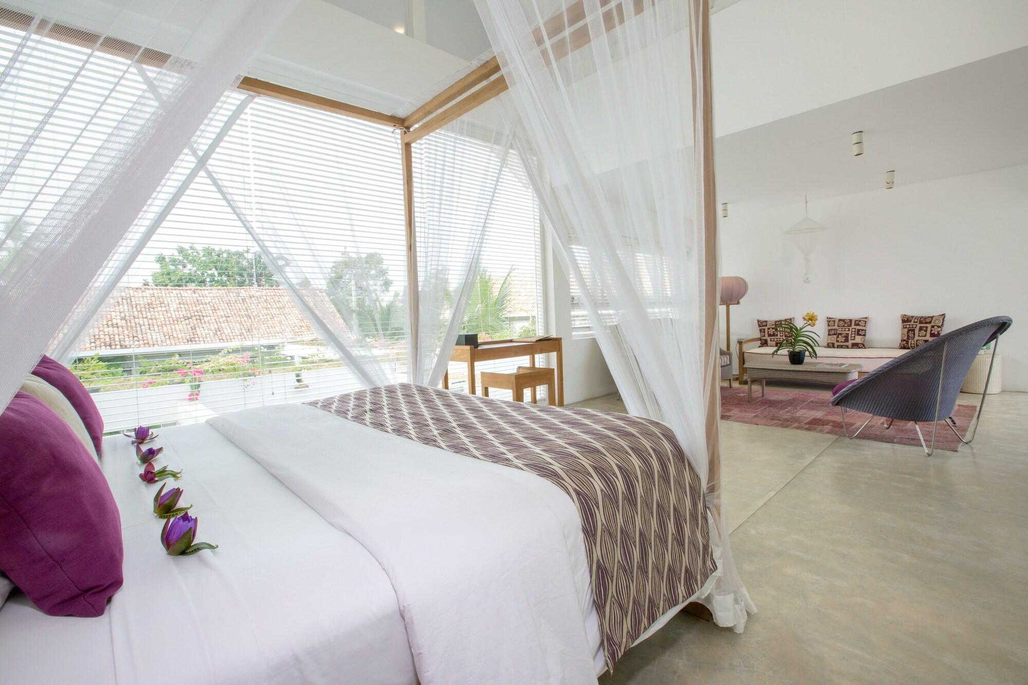 מיריסה Sri Sharavi Beach Villas & Spa - With 43 Metre Saltwater Infinity Pool מראה חיצוני תמונה